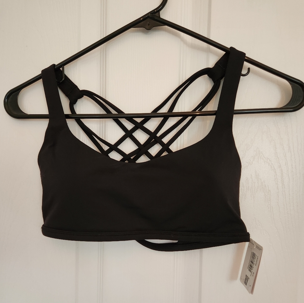 Lululemon Free To Be Bra NWT